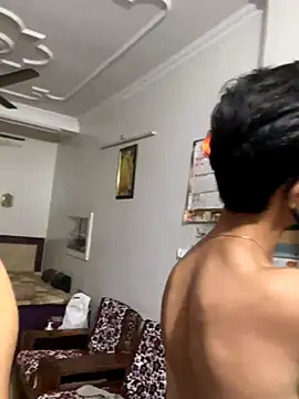 Snapshot of John_desihunk chatting on 09-19-25, 05:02 John desihunk online show from 09-19-25, 05:02