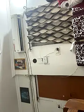 Snapshot of John_desihunk chatting on 11-28-25, 05:48 John desihunk online show from 11-28-25, 05:48