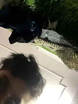 Snapshot of John_desihunk chatting on 01-07-26, 05:48 John desihunk online show from 01-07-26, 05:48