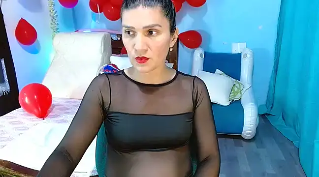 Snapshot of venus_swet_ chatting on 02-20-25, 01:36 venus swet online show from 02-20-25, 01:36