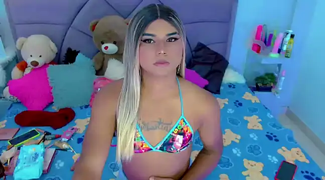 Snapshot of party_duo_trans chatting on 02-27-25, 04:20 party duo trans online show from 02-27-25, 04:20