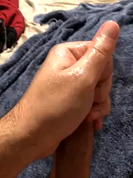 Snapshot of darksmoke011 chatting on 09-12-25, 01:28 darksmoke011 online show from 09-12-25, 01:28