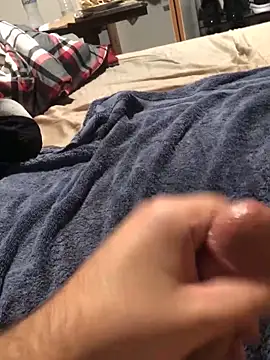 Snapshot of darksmoke011 chatting on 09-13-25, 02:33 darksmoke011 online show from 09-13-25, 02:33