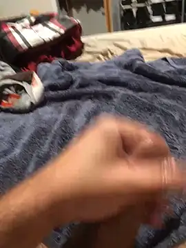 Snapshot of darksmoke011 chatting on 10-22-25, 03:40 darksmoke011 online show from 10-22-25, 03:40