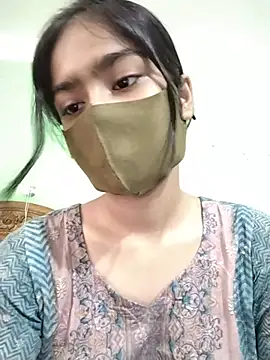 Snapshot of Arisha- chatting on 05-22-26, 05:25 Arisha- online show from 05-22-26, 05:25
