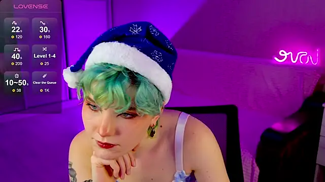 Snapshot of School_Love chatting on 12-30-24, 04:19 School Love online show from 12-30-24, 04:19