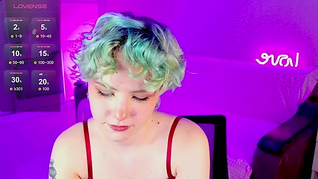 Snapshot of School_Love chatting on 01-29-25, 04:08 School Love online show from 01-29-25, 04:08