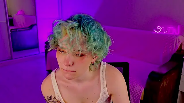 Snapshot of School_Love chatting on 03-07-25, 01:18 School Love online show from 03-07-25, 01:18