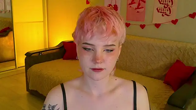 Snapshot of School_Love chatting on 09-26-25, 12:20 School Love online show from 09-26-25, 12:20