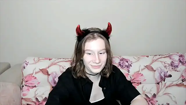 EnigmaSee online show from 12-23-24, 02:39