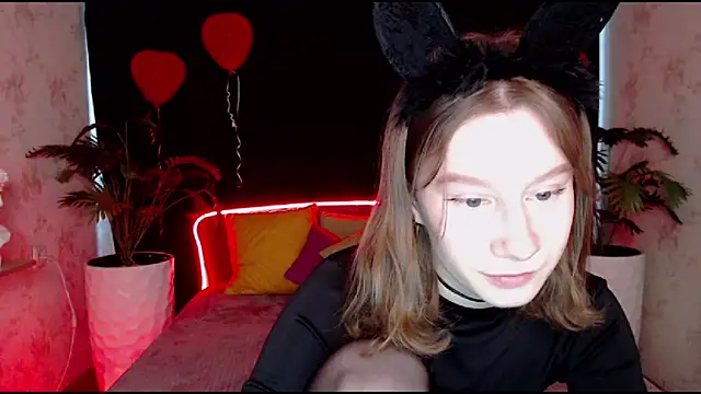 EnigmaSee online show from 03-08-25, 01:39