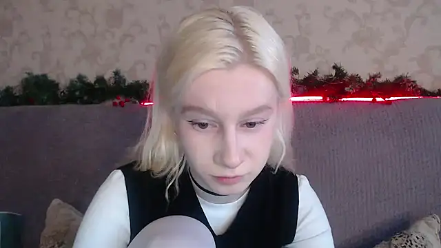 EnigmaSee online show from 02-06-26, 02:49