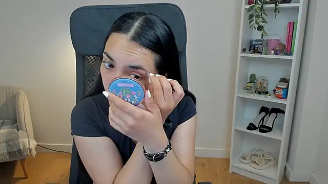  BellaEvans  online show from 06-04-26, 04:51