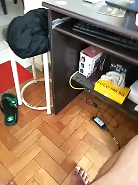 Snapshot of lobomisterioso13 chatting on 01-09-25, 06:15 lobomisterioso13 online show from 01-09-25, 06:15