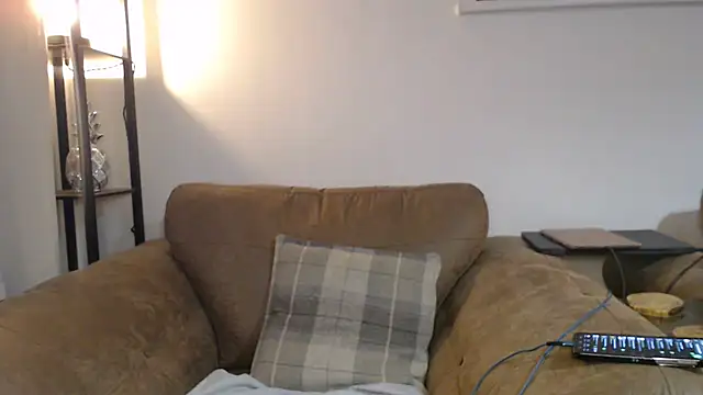 Snapshot of Ladystargazer1966 chatting on 03-10-26, 05:29 Ladystargazer1966 online show from 03-10-26, 05:29