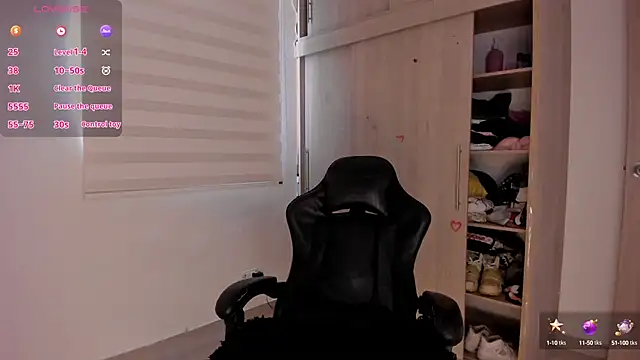 aldrinwhite online show from 02-17-25, 03:09