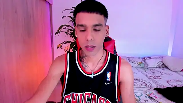 aldrinwhite online show from 07-17-26, 07:52