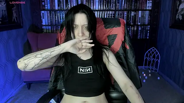 Medusa  Gorgona online show from 11-23-25, 06:35