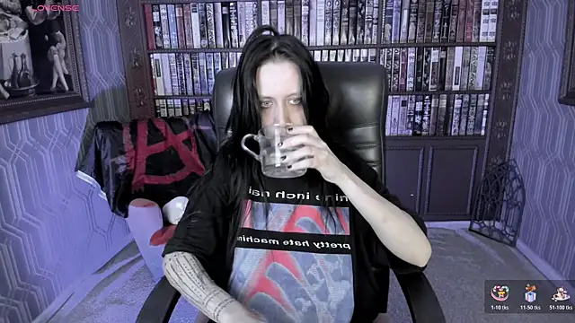 Snapshot of Medusa__Gorgona chatting on 06-05-26, 12:55 Medusa Gorgona online show from 06-05-26, 12:55