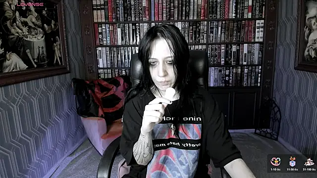 Snapshot of Medusa__Gorgona chatting on 06-11-26, 09:40 Medusa Gorgona online show from 06-11-26, 09:40