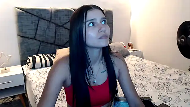 cloe fox online show from 11-23-25, 12:10