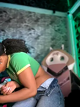 Melany Williams online show from 11-14-25, 01:21