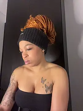 Snapshot of Melany_Williams chatting on 06-05-26, 01:06 Melany Williams online show from 06-05-26, 01:06