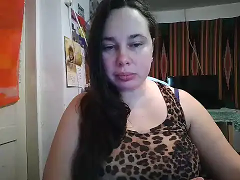 Cora Maro online show from 12-21-25, 12:40