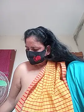 Snapshot of Neha-Roy chatting on 06-21-26, 06:27 Neha-Roy online show from 06-21-26, 06:27