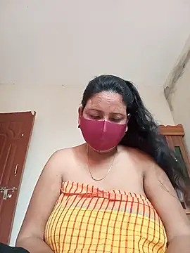 Snapshot of Neha-Roy chatting on 06-28-26, 05:46 Neha-Roy online show from 06-28-26, 05:46