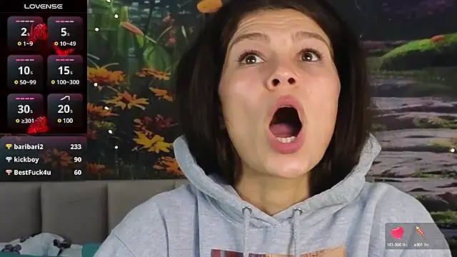 MadameDeFeu online show from 12-21-24, 10:50