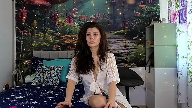 MadameDeFeu online show from 01-09-25, 08:34