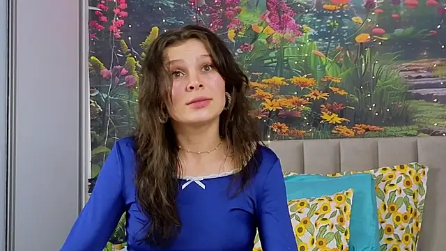 MadameDeFeu online show from 02-18-25, 08:49