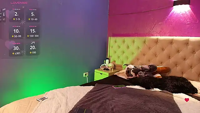 LittleCheerry online show from 07-09-26, 04:49