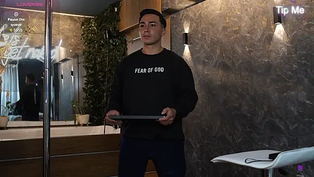 Ryan Hunt online show from 11-21-25, 12:26