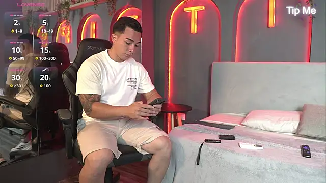 Ryan Hunt online show from 12-22-25, 12:46