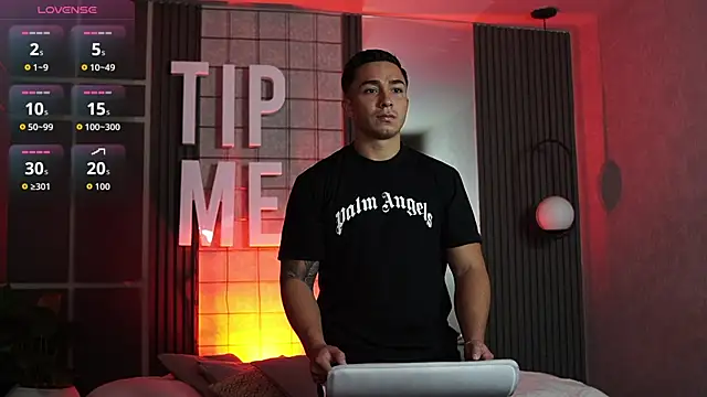 Ryan Hunt online show from 01-10-26, 01:02