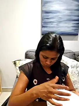 Snapshot of Sensual_indian7 chatting on 02-18-25, 04:48 Sensual indian7 online show from 02-18-25, 04:48