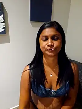 Snapshot of Sensual_indian7 chatting on 03-15-25, 10:11 Sensual indian7 online show from 03-15-25, 10:11