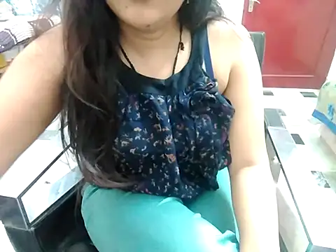 aarushi sharmaa online show from 02-18-25, 08:05