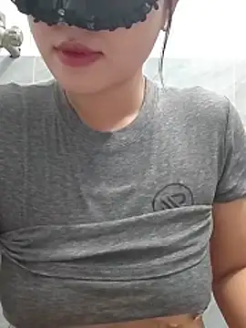 girldam95 online show from 07-18-26, 04:05