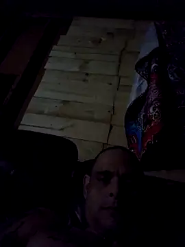 Buffshagswell online show from 10-22-25, 04:57