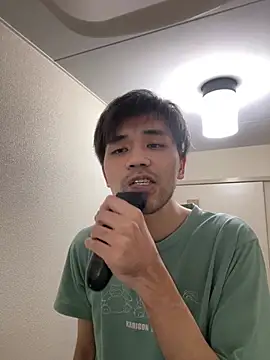 Snapshot of ryusei18570 chatting on 02-27-25, 01:17 ryusei18570 online show from 02-27-25, 01:17