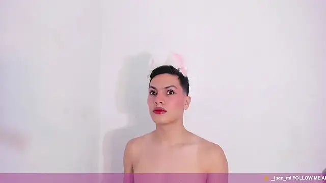 juanmiss online show from 10-24-25, 03:52