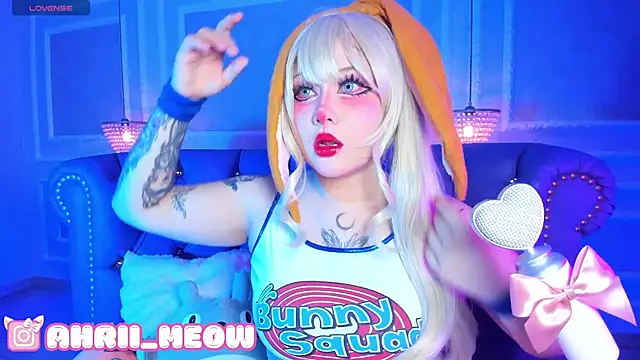 Snapshot of AHRI_LEE chatting on 01-19-25, 01:43 AHRI LEE online show from 01-19-25, 01:43