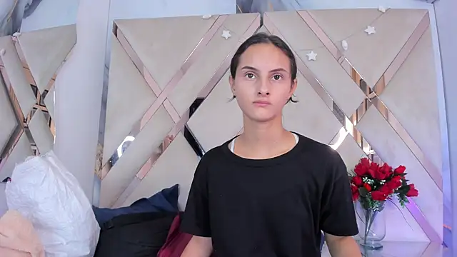 ninaht online show from 11-20-25, 08:41