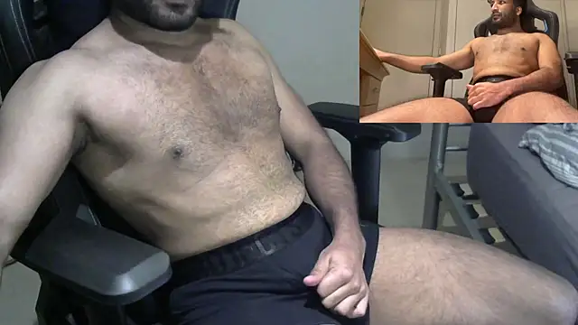 Snapshot of shadthebiguy chatting on 01-29-25, 06:43 shadthebiguy online show from 01-29-25, 06:43