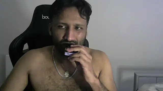 Snapshot of shadthebiguy chatting on 03-12-25, 12:26 shadthebiguy online show from 03-12-25, 12:26