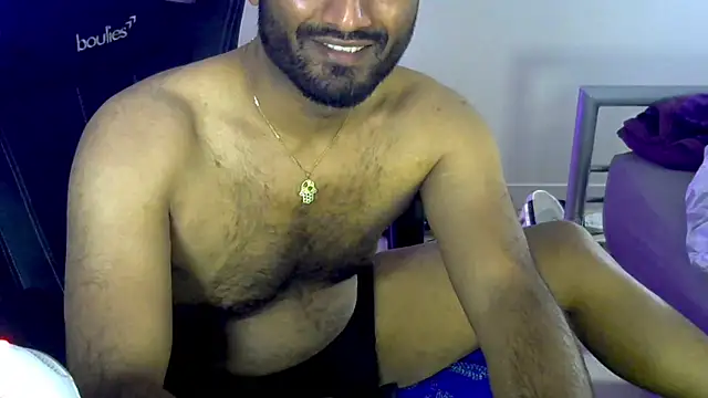 Snapshot of shadthebiguy chatting on 10-29-25, 12:02 shadthebiguy online show from 10-29-25, 12:02