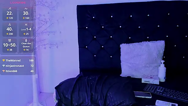 Snapshot of Natasha_by chatting on 03-18-25, 06:59 Natasha by online show from 03-18-25, 06:59